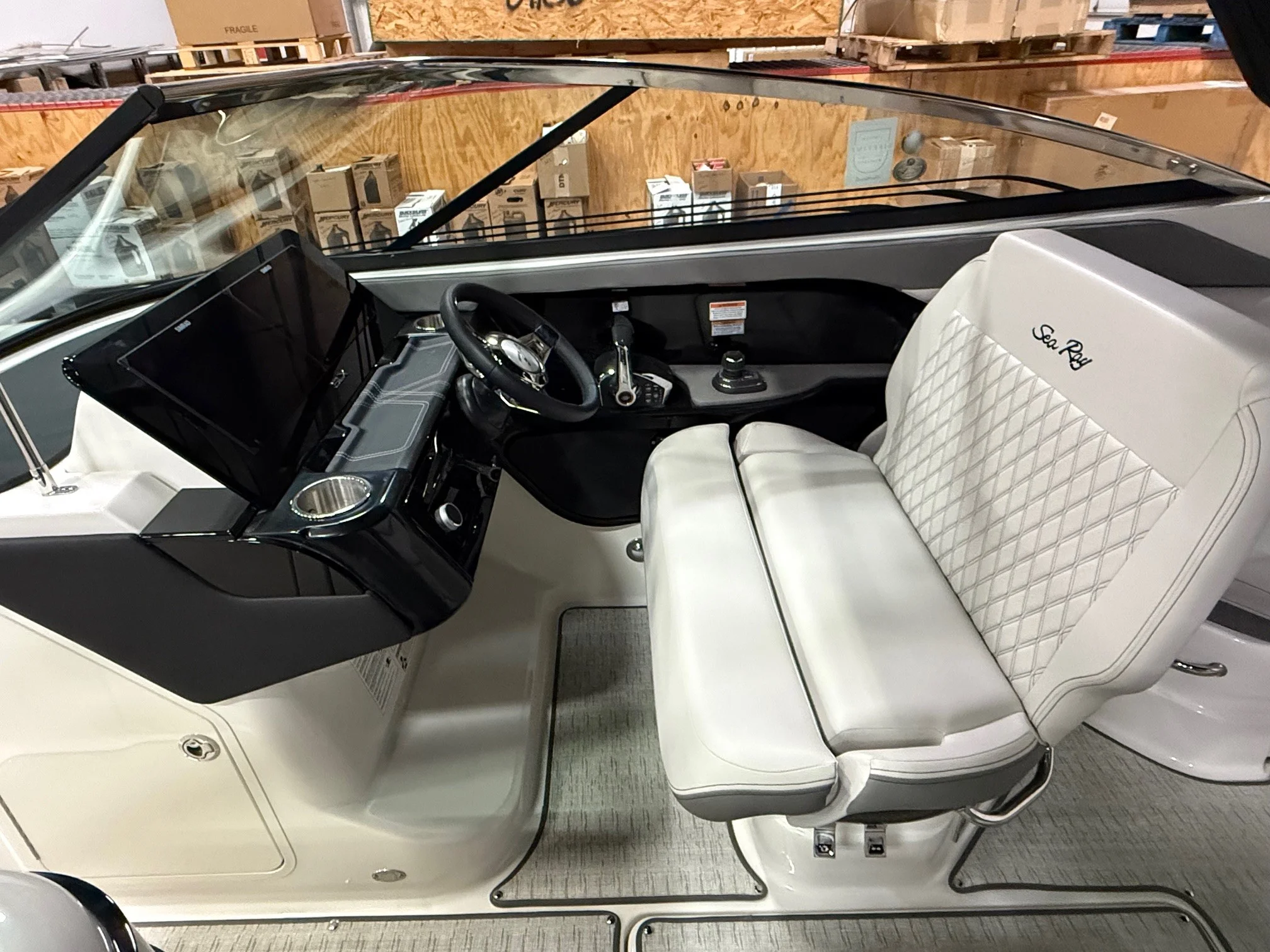 2026 Sea Ray SLX 280 Outboard Image Thumbnail #12