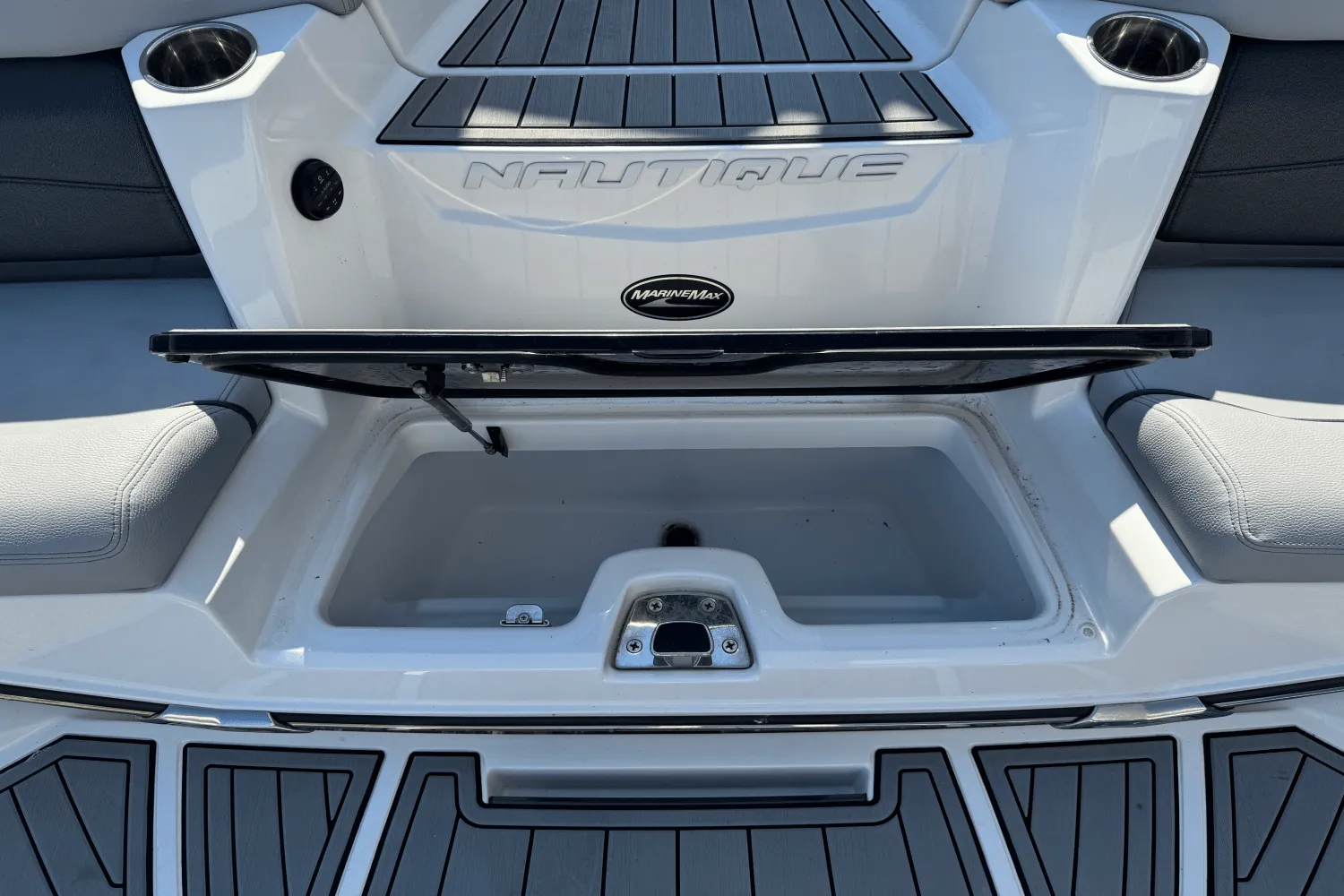 2021 Nautique Super Air Nautique G23 Image Thumbnail #9