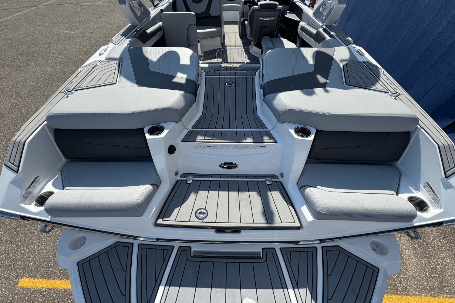 2021 Nautique Super Air Nautique G23 Image Thumbnail #6