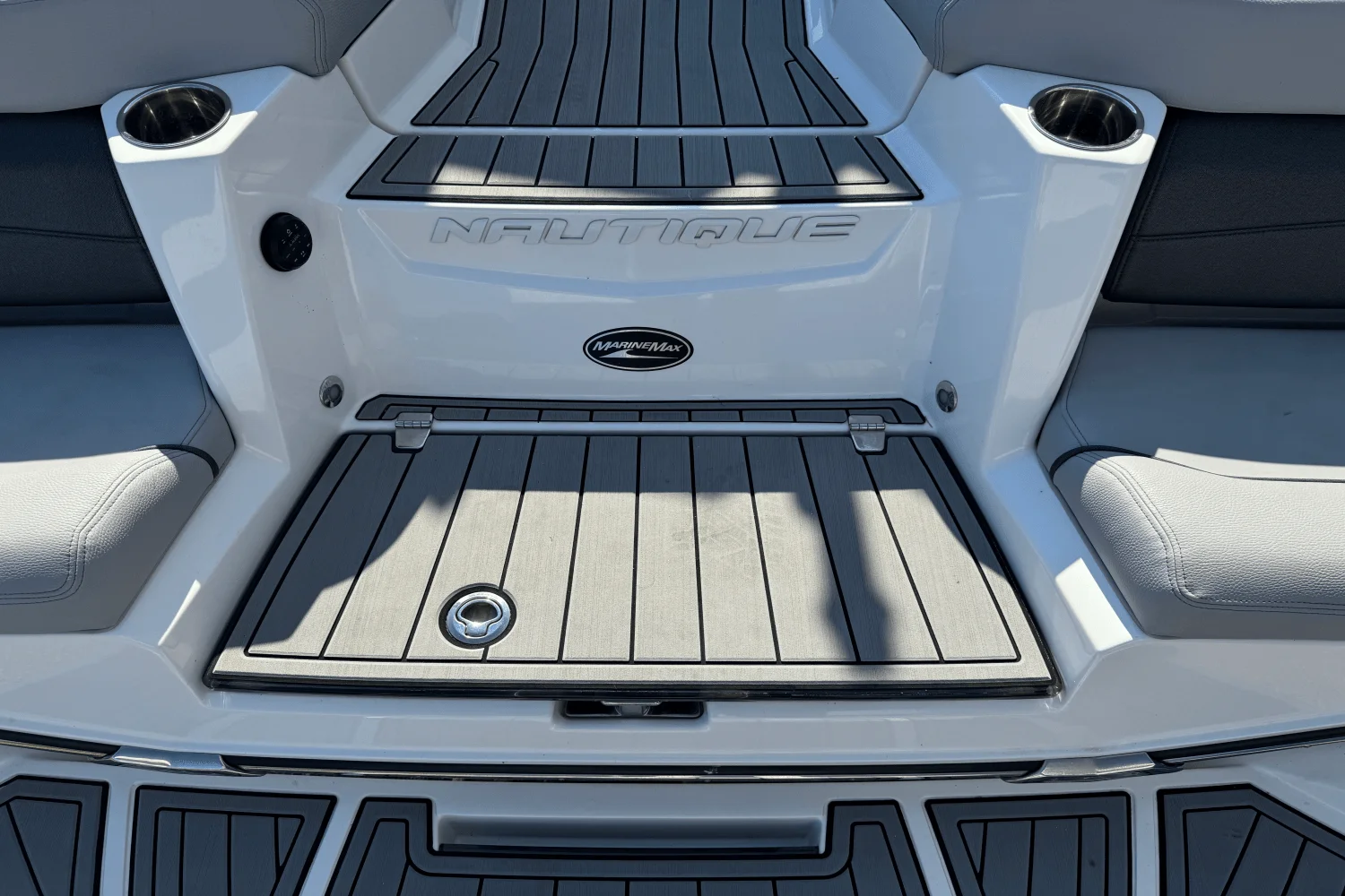 2021 Nautique Super Air Nautique G23 Image Thumbnail #8