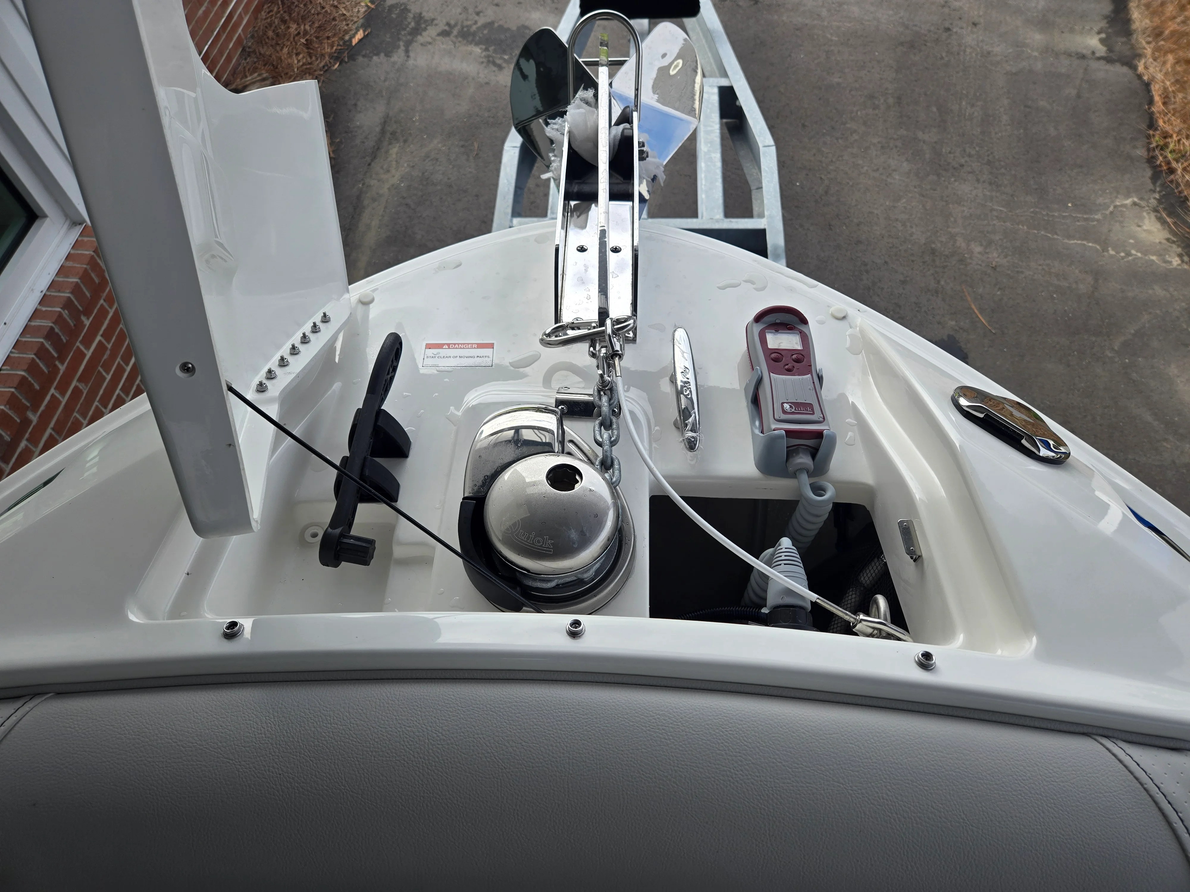 2026 Sea Ray SLX 260 Outboard Image Thumbnail #16