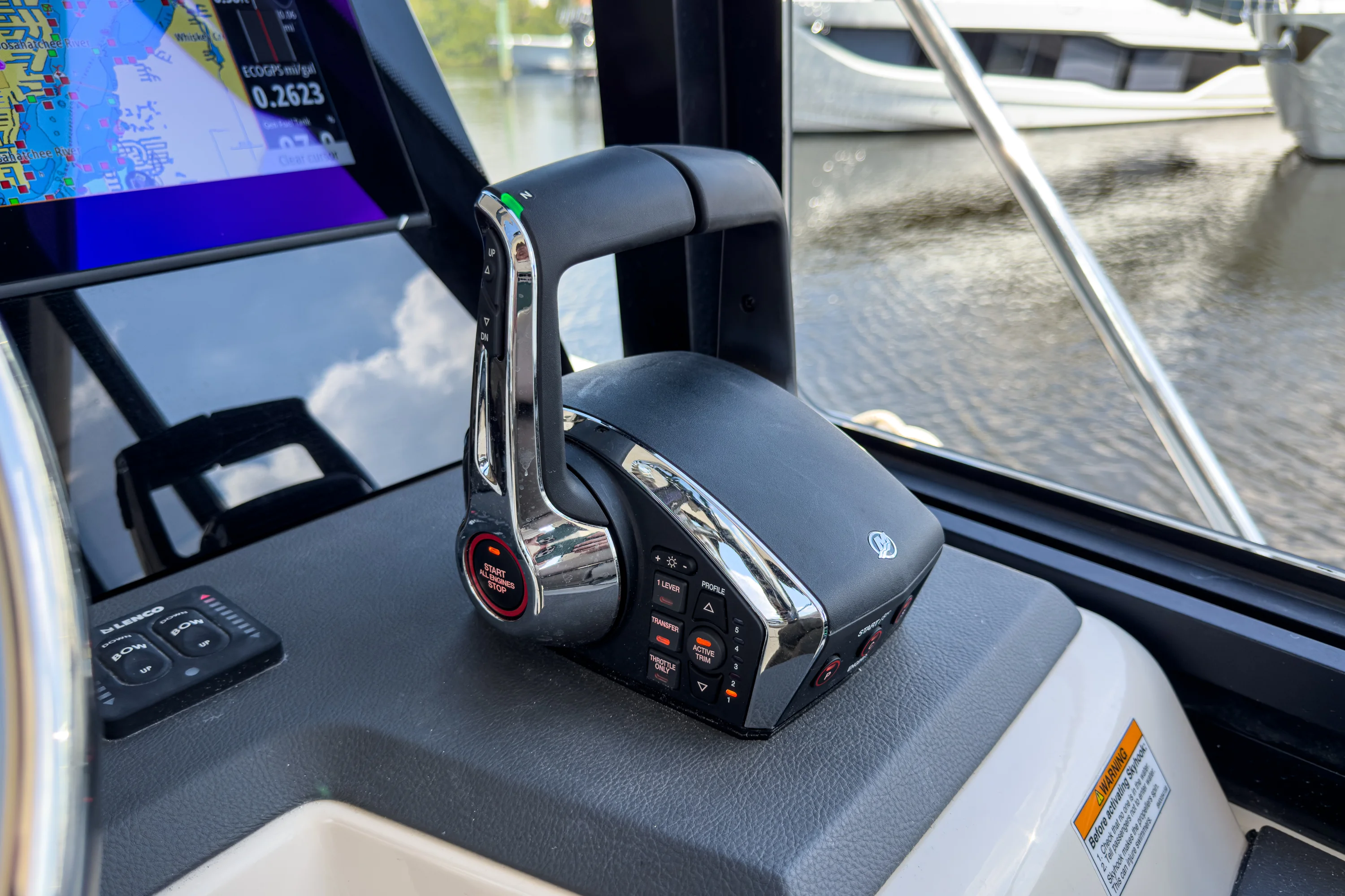 2026 Boston Whaler 365 Conquest Image Thumbnail #18