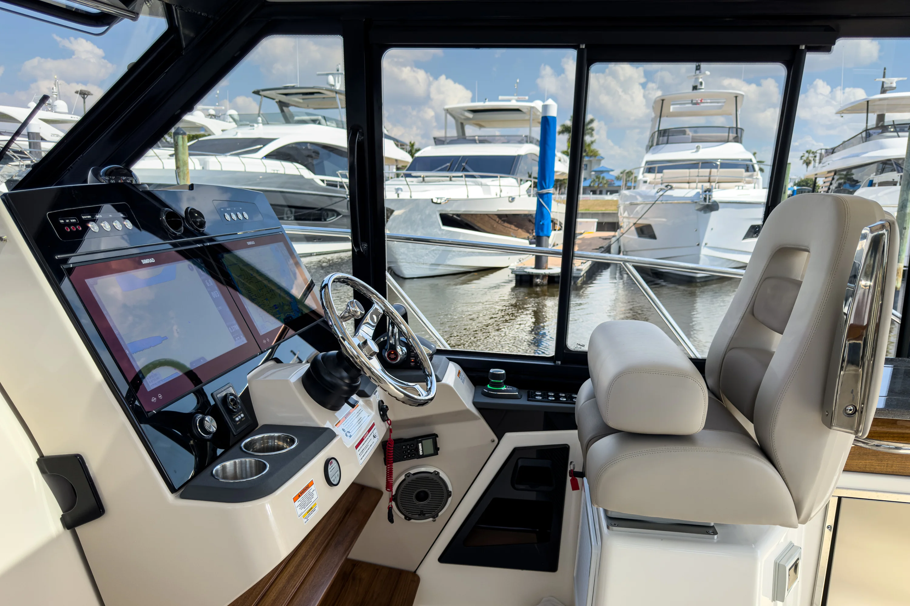 2026 Boston Whaler 365 Conquest Image Thumbnail #15