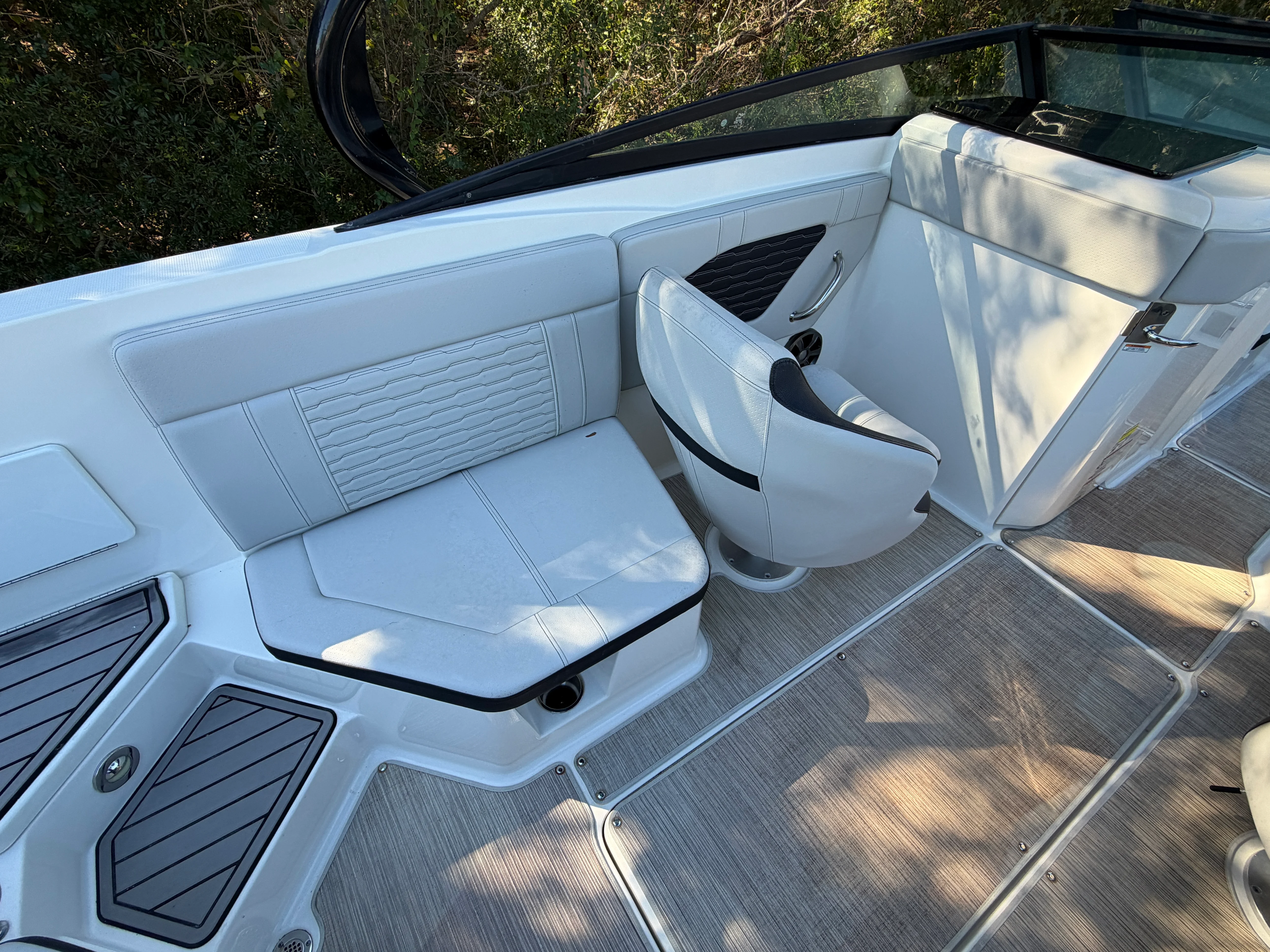 2022 Sea Ray 23 SPX Image Thumbnail #9