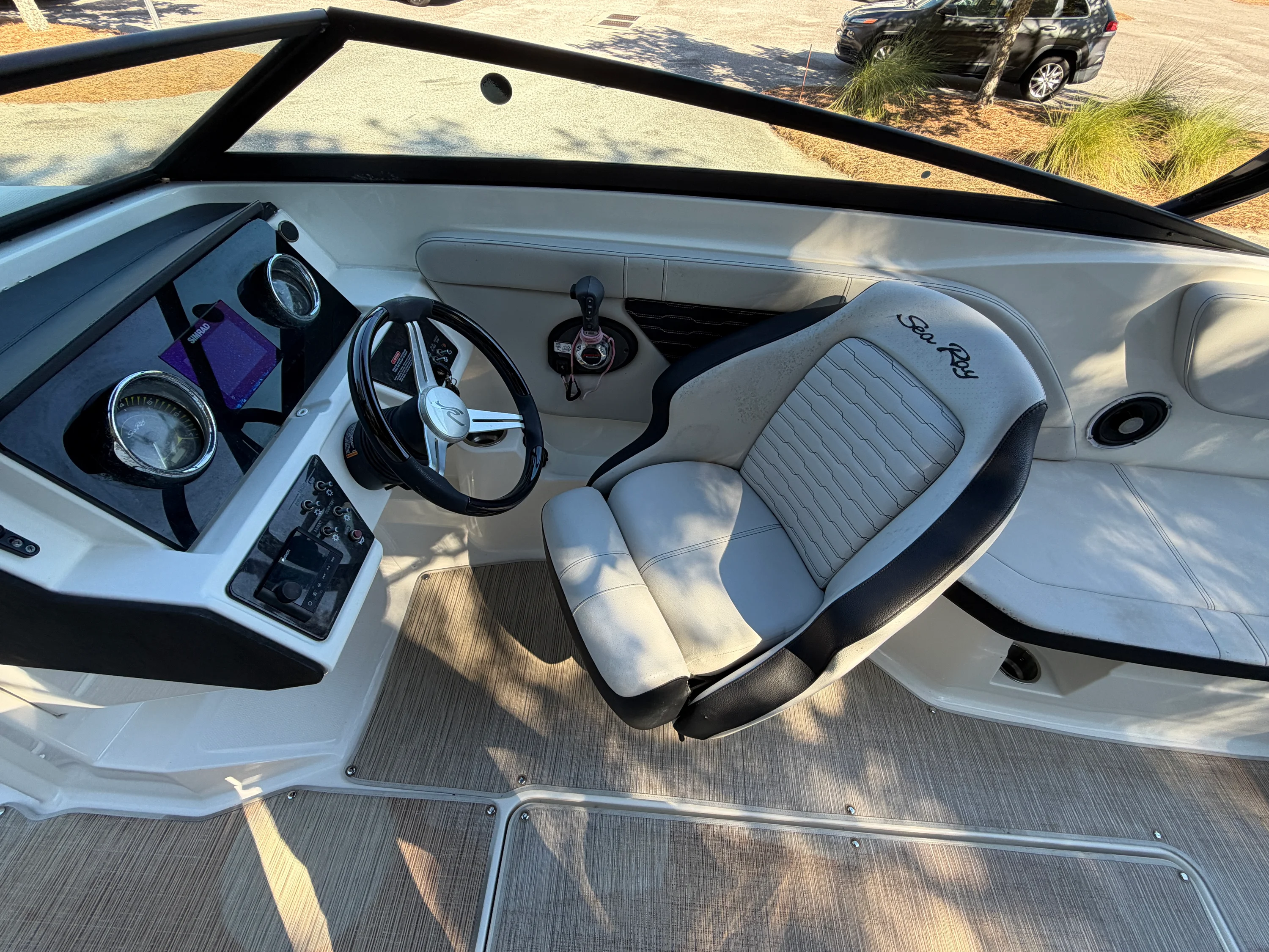 2022 Sea Ray 23 SPX Image Thumbnail #11