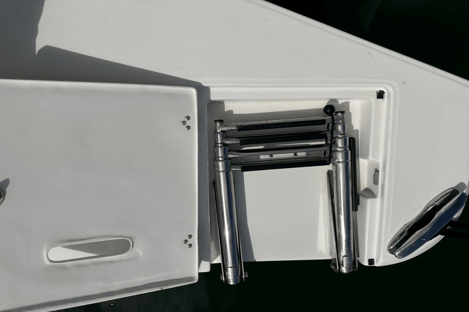 2022 Regal 38 SAV Image Thumbnail #30