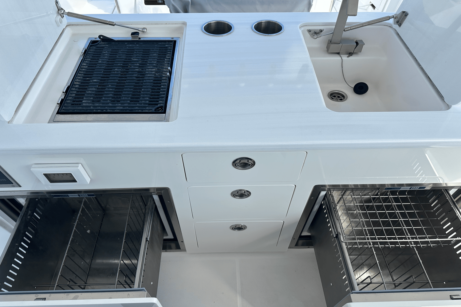 2022 Regal 38 SAV Image Thumbnail #16