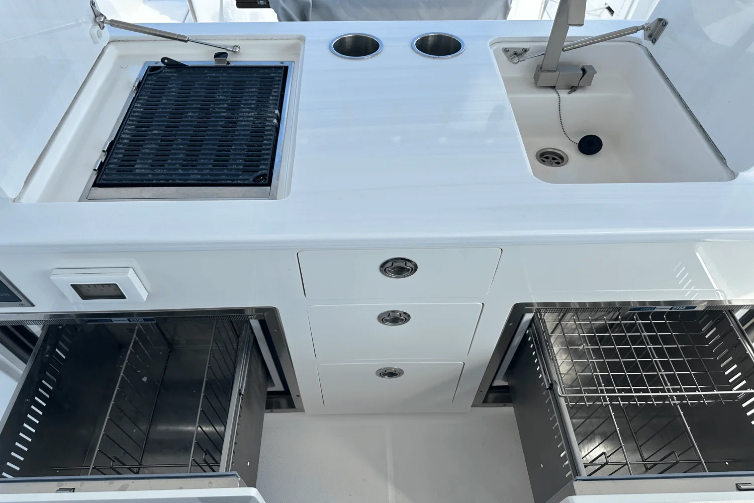 2022 Regal 38 SAV Image Thumbnail #16