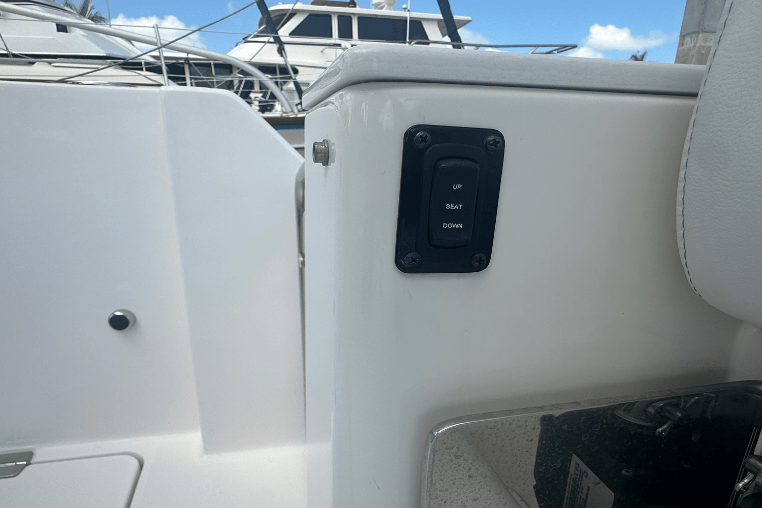 2022 Regal 38 SAV Image Thumbnail #26