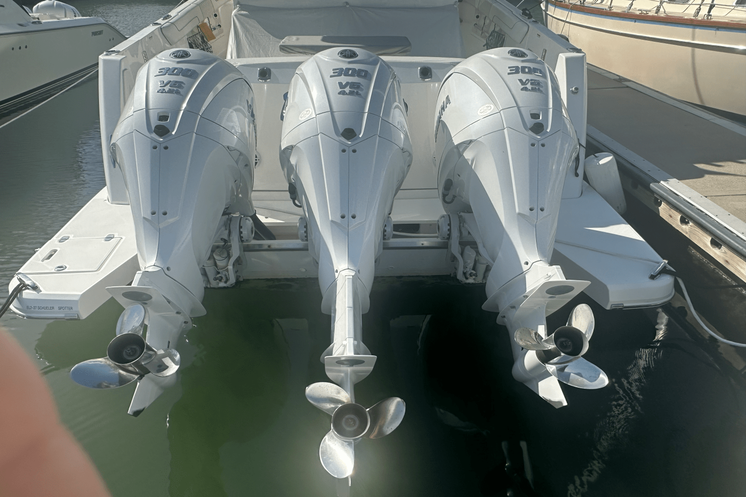 2022 Regal 38 SAV Image Thumbnail #4