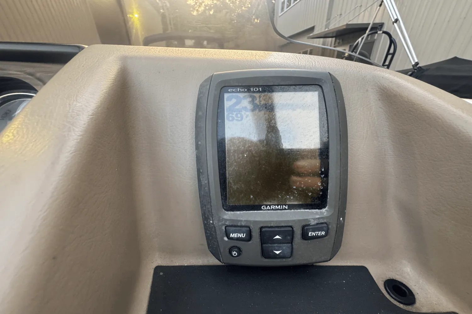 2015 Bennington 2575 QCW Image Thumbnail #15