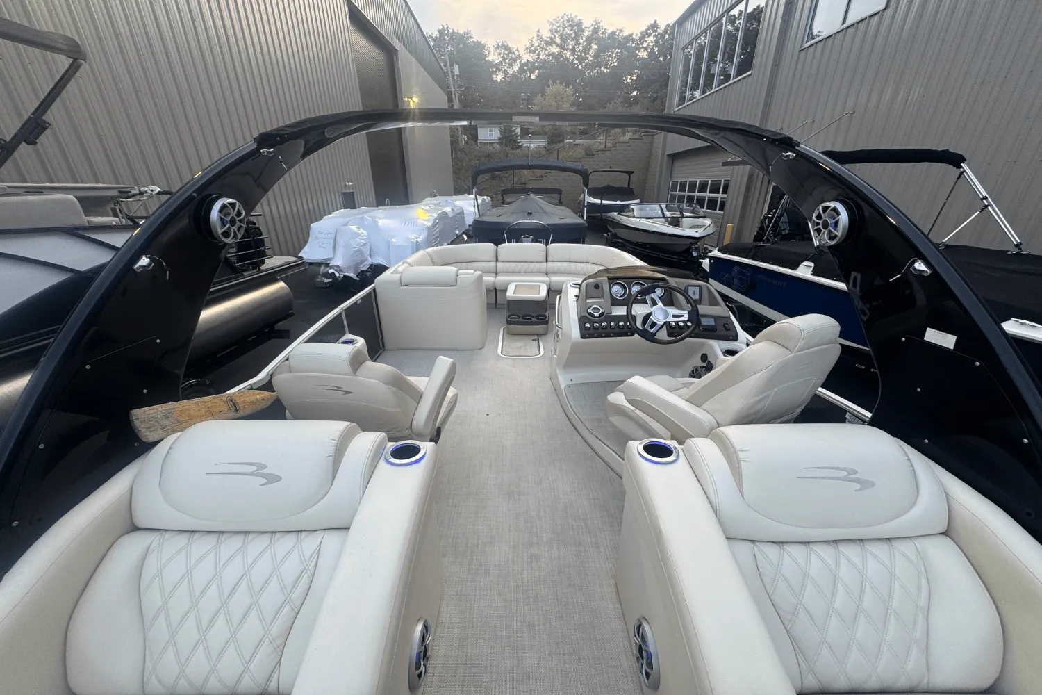 2015 Bennington 2575 QCW Image Thumbnail #6