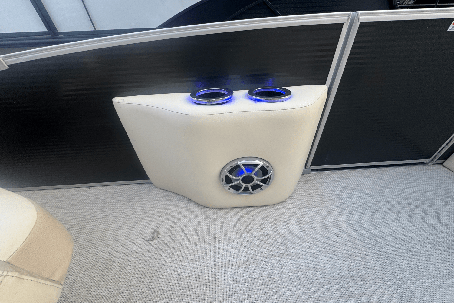 2015 Bennington 2575 QCW Image Thumbnail #11