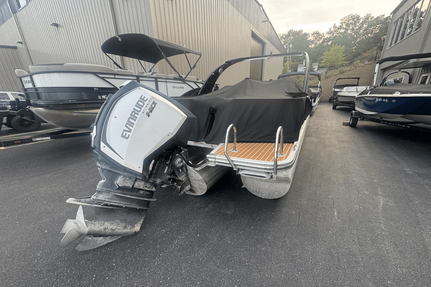 2015 Bennington 2575 QCW Image Thumbnail #23