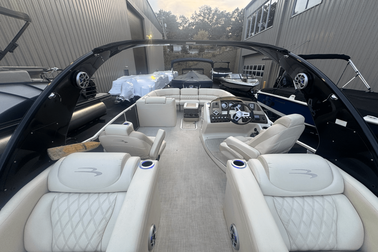 2015 Bennington 2575 QCW Image Thumbnail #6