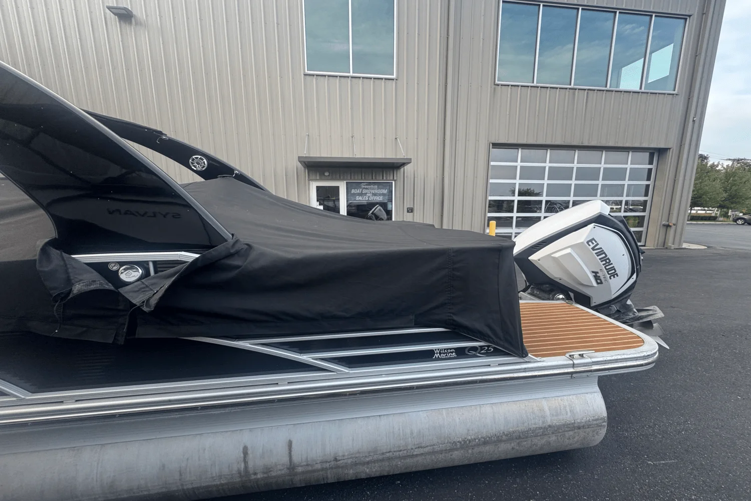 2015 Bennington 2575 QCW Image Thumbnail #4