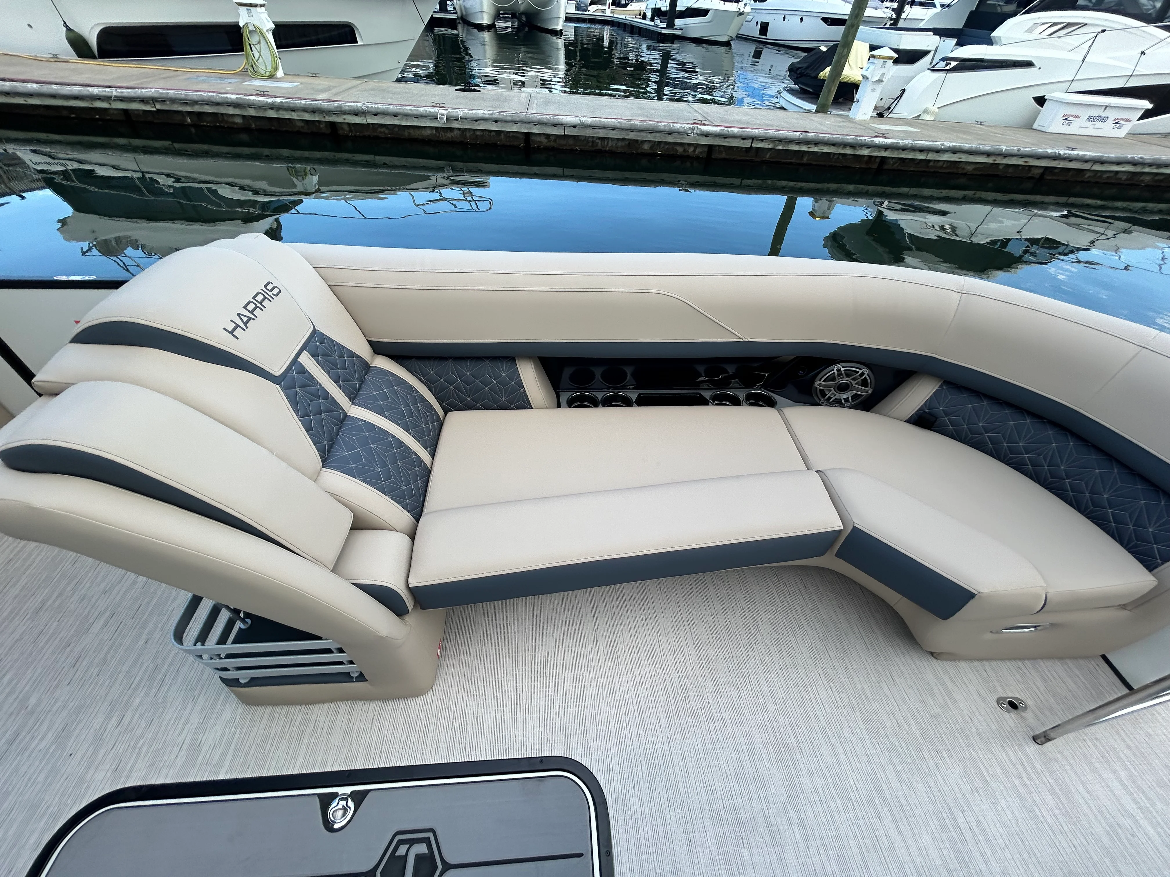 2026 Harris Grand Mariner 250 Image Thumbnail #21