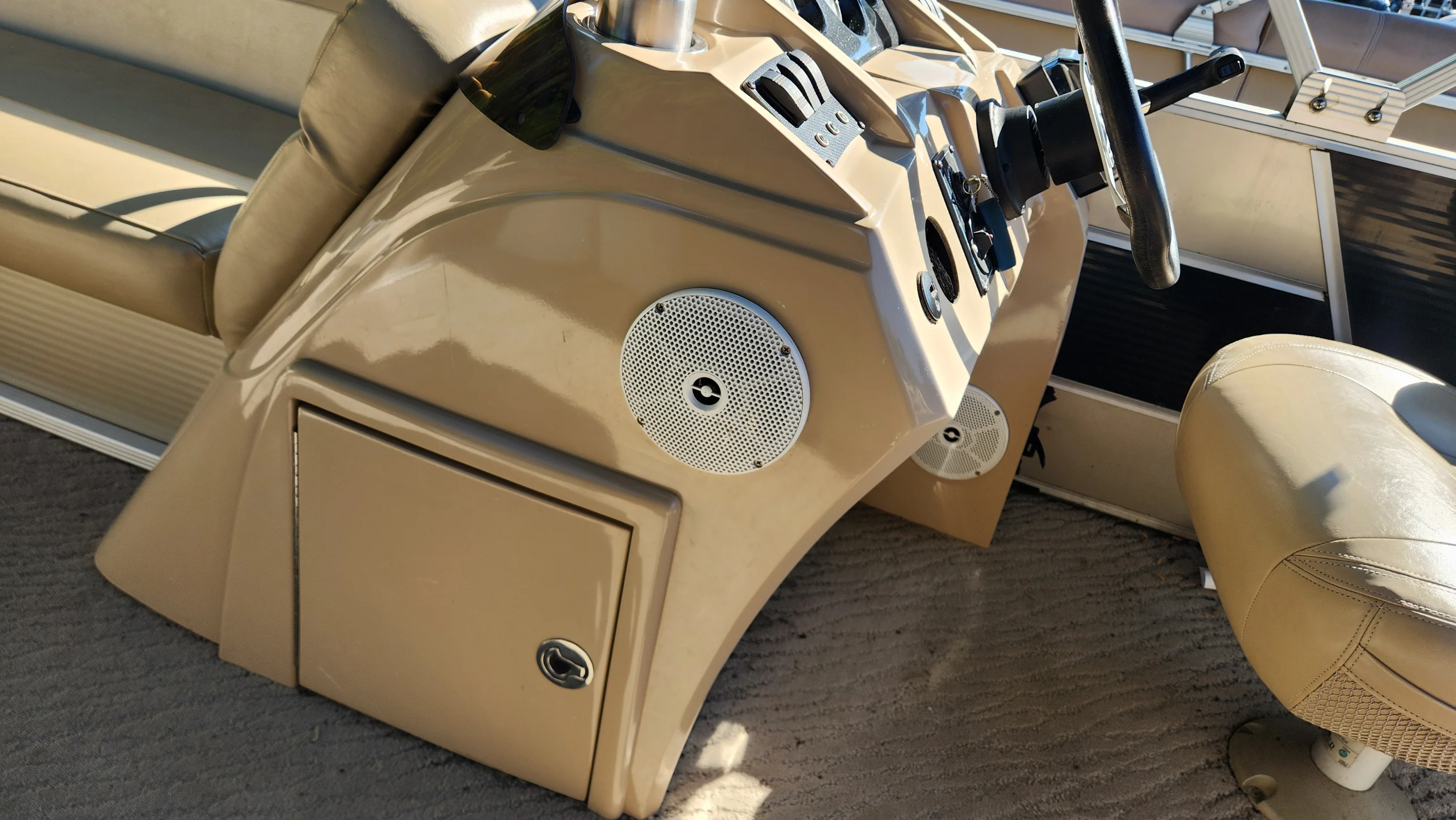 2013 Crest 220 WAVE V Image Thumbnail #12