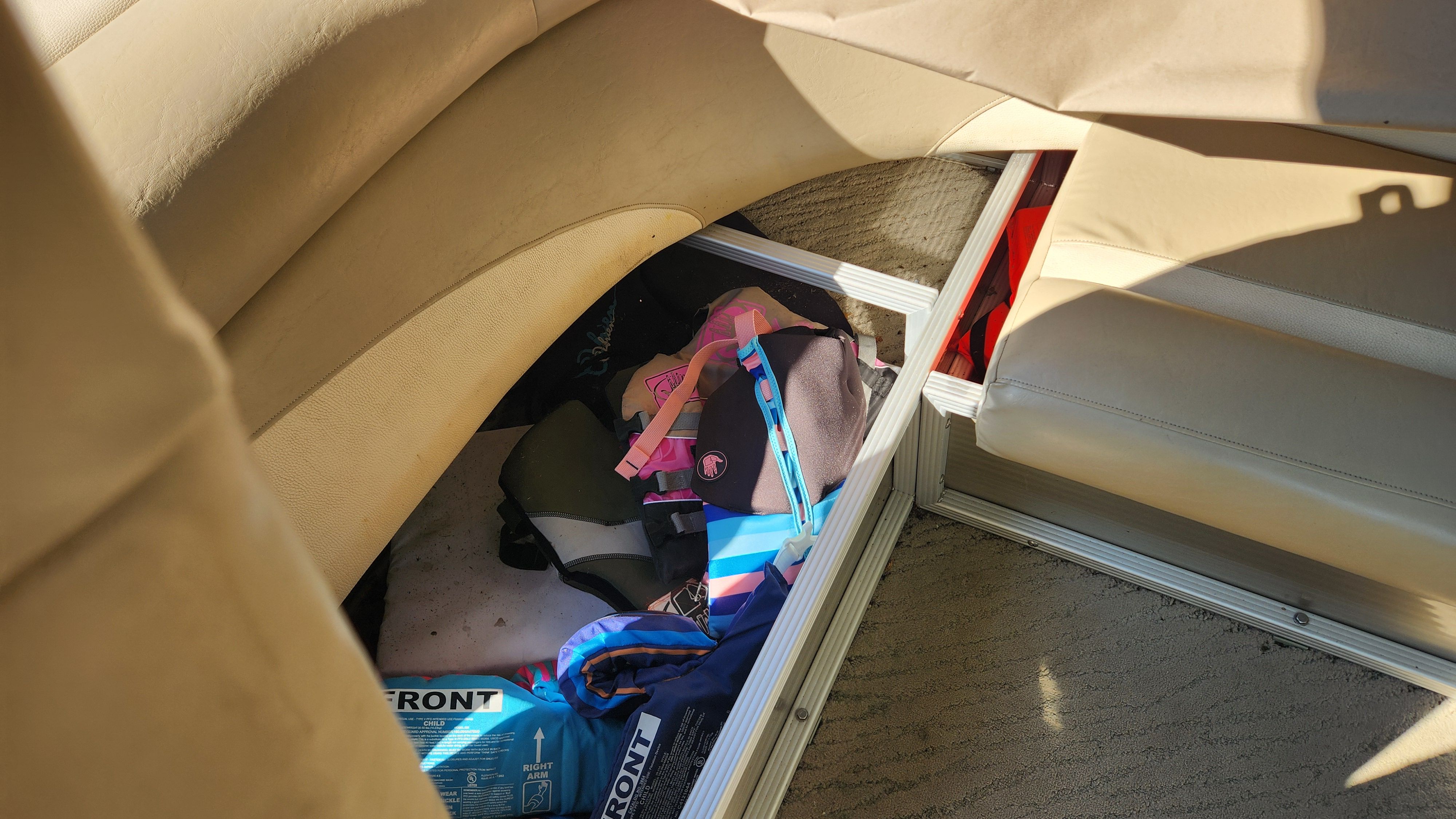 2013 Crest 220 WAVE V Image Thumbnail #14