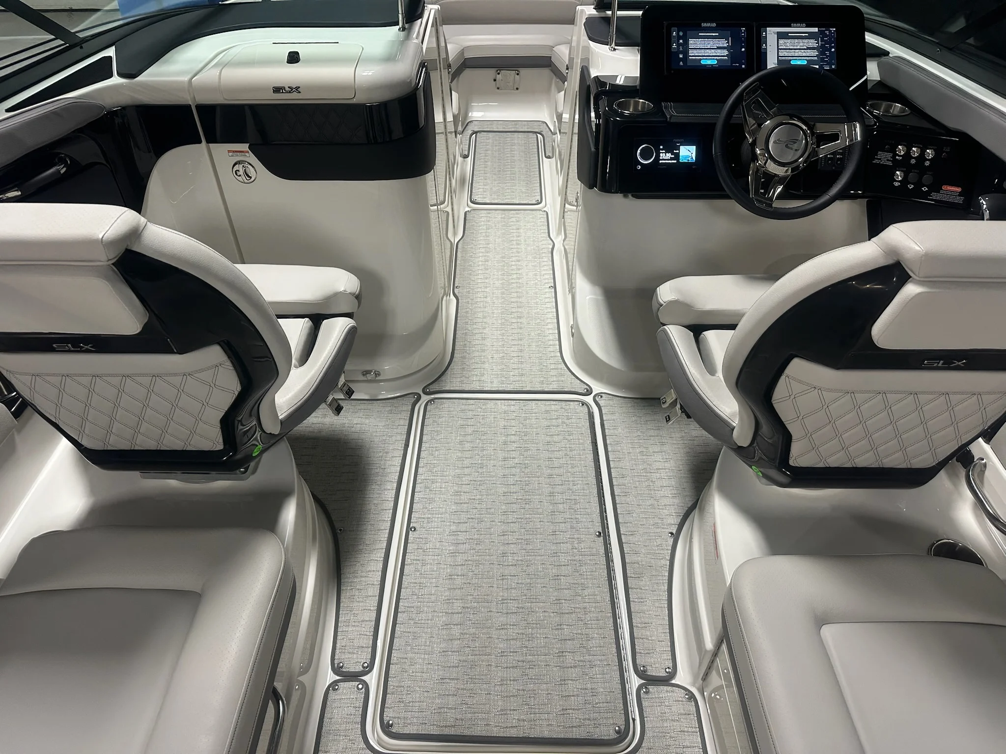 2026 Sea Ray SLX 260 Image Thumbnail #52