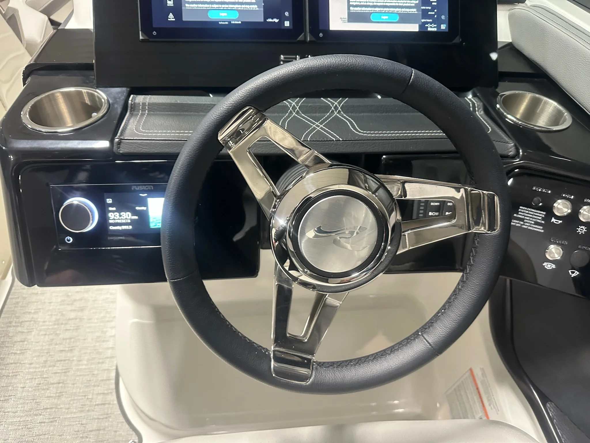 2026 Sea Ray SLX 260 Image Thumbnail #71