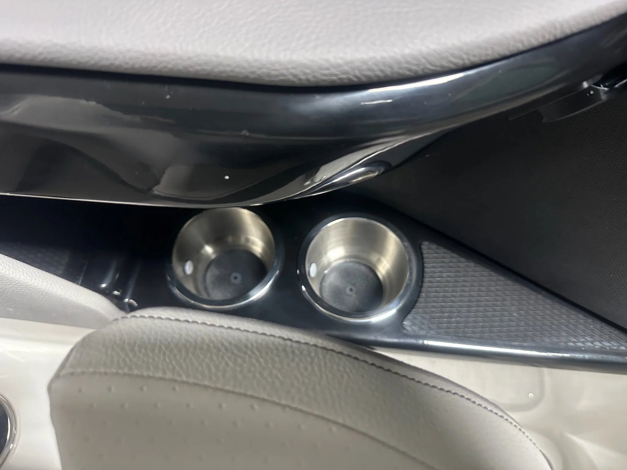 2026 Sea Ray SLX 260 Image Thumbnail #57