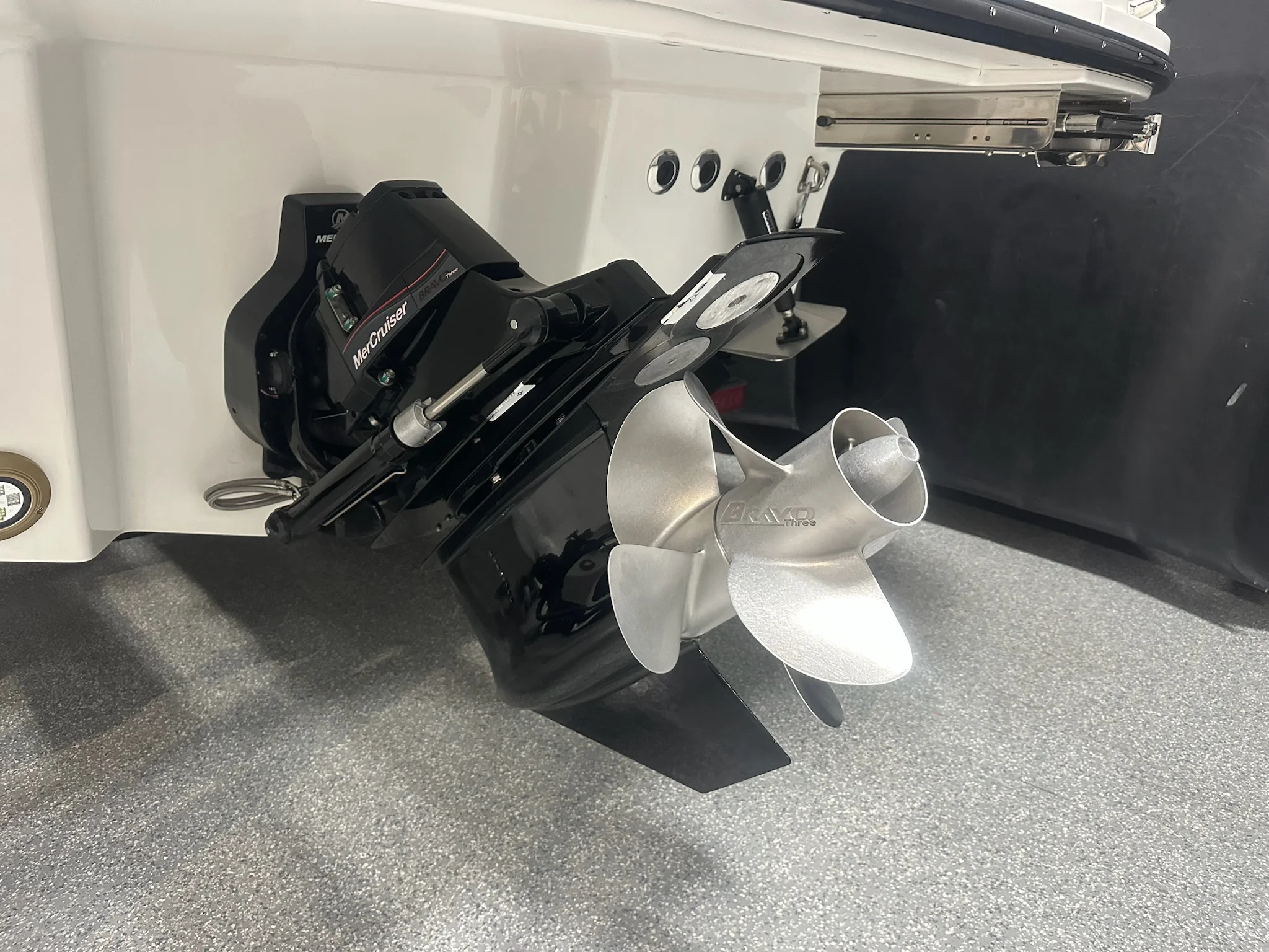 2026 Sea Ray SLX 260 Image Thumbnail #13