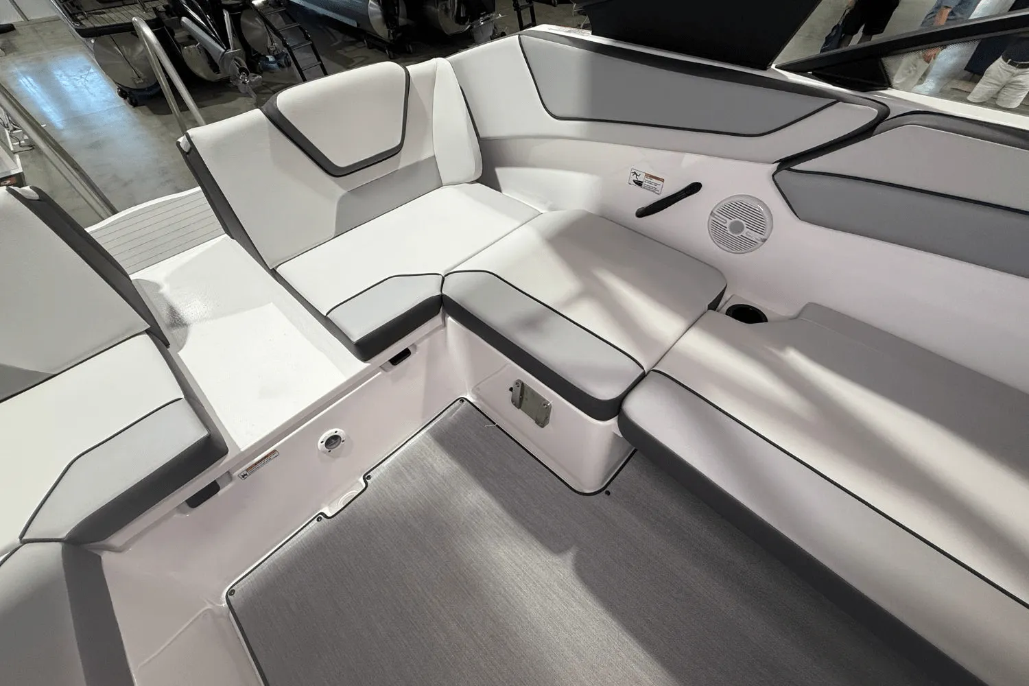 2026 Yamaha AR220 Image Thumbnail #14