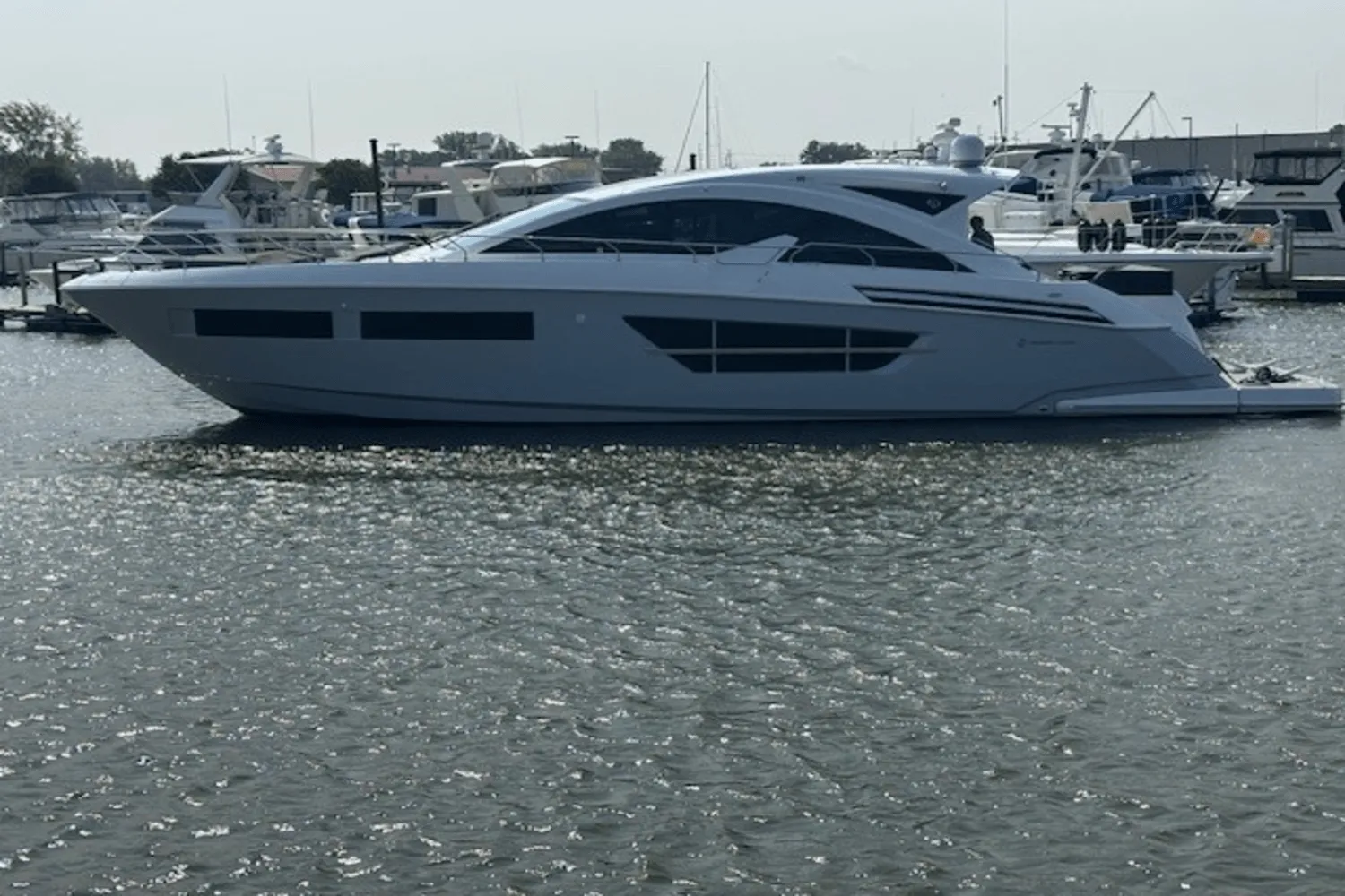2024 Cruisers Yachts 60 CANTIUS Image Thumbnail #6