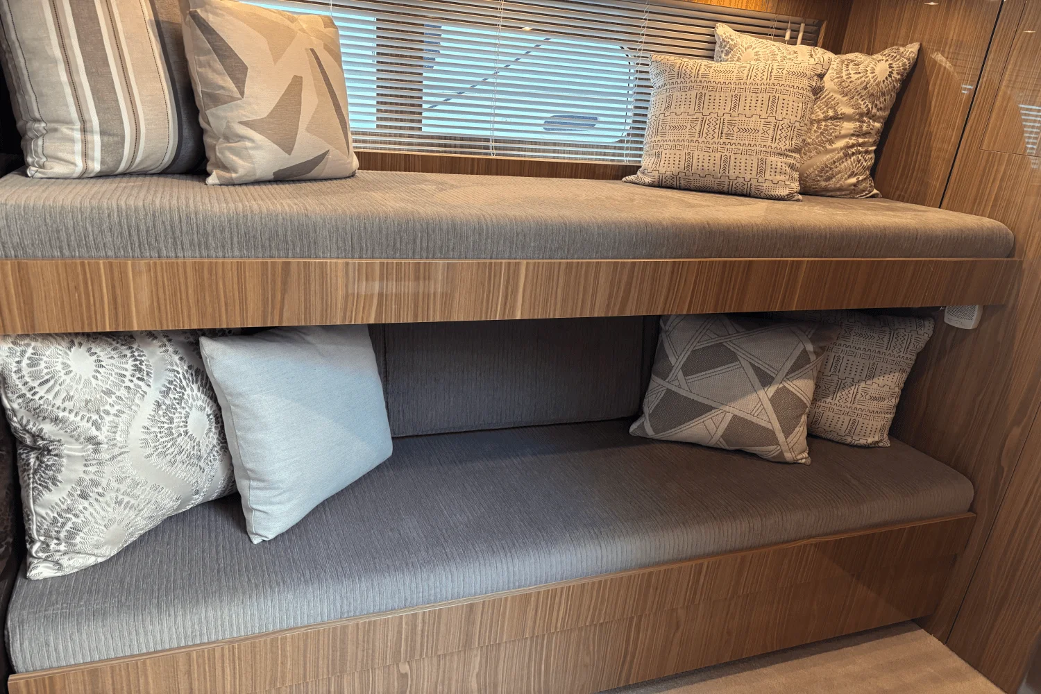 2024 Cruisers Yachts 60 CANTIUS Image Thumbnail #33