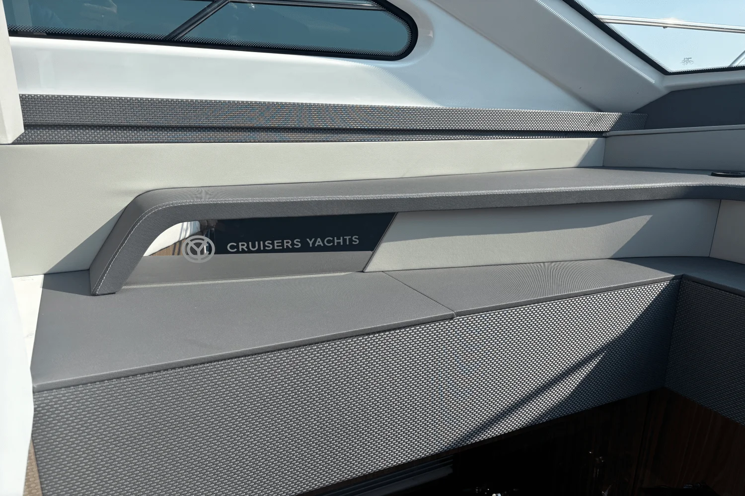 2024 Cruisers Yachts 60 CANTIUS Image Thumbnail #29