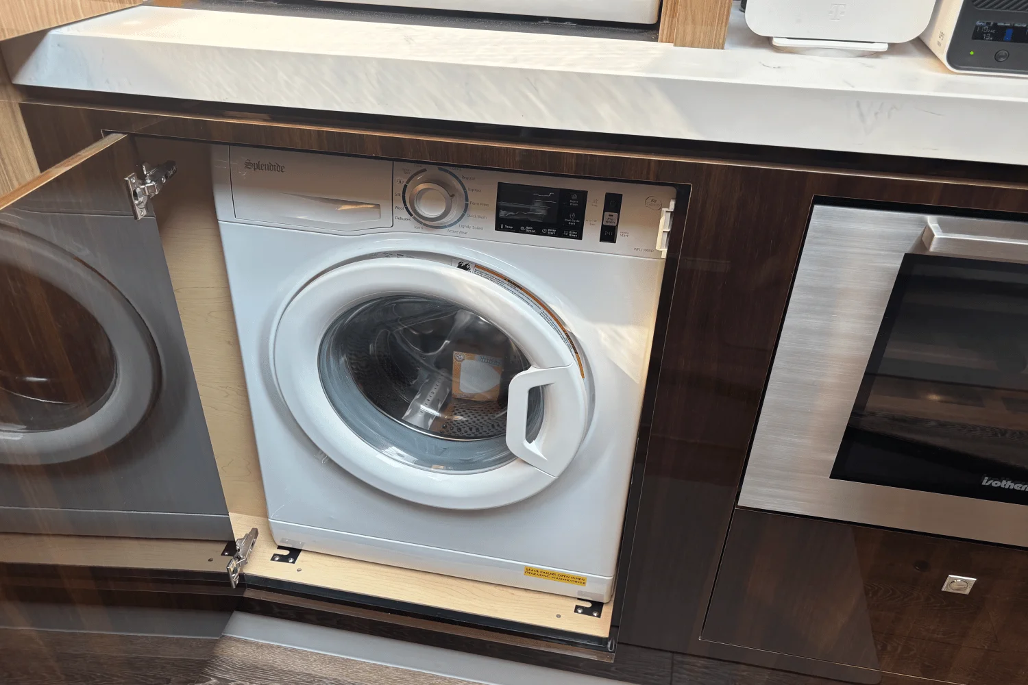 2024 Cruisers Yachts 60 CANTIUS Image Thumbnail #47