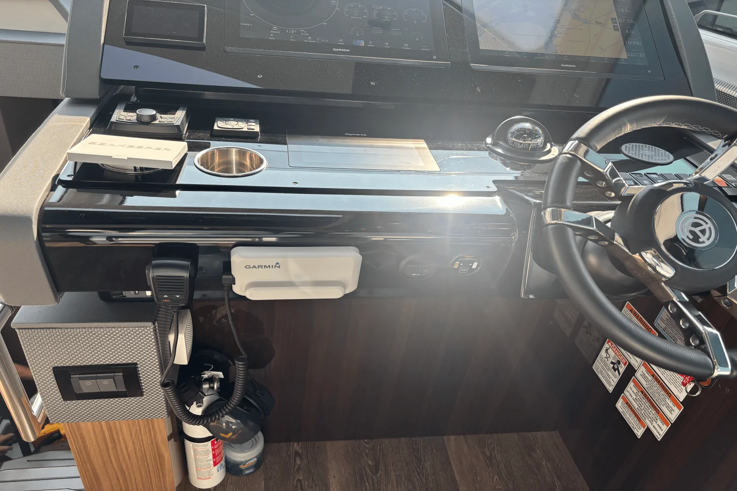 2024 Cruisers Yachts 60 CANTIUS Image Thumbnail #25