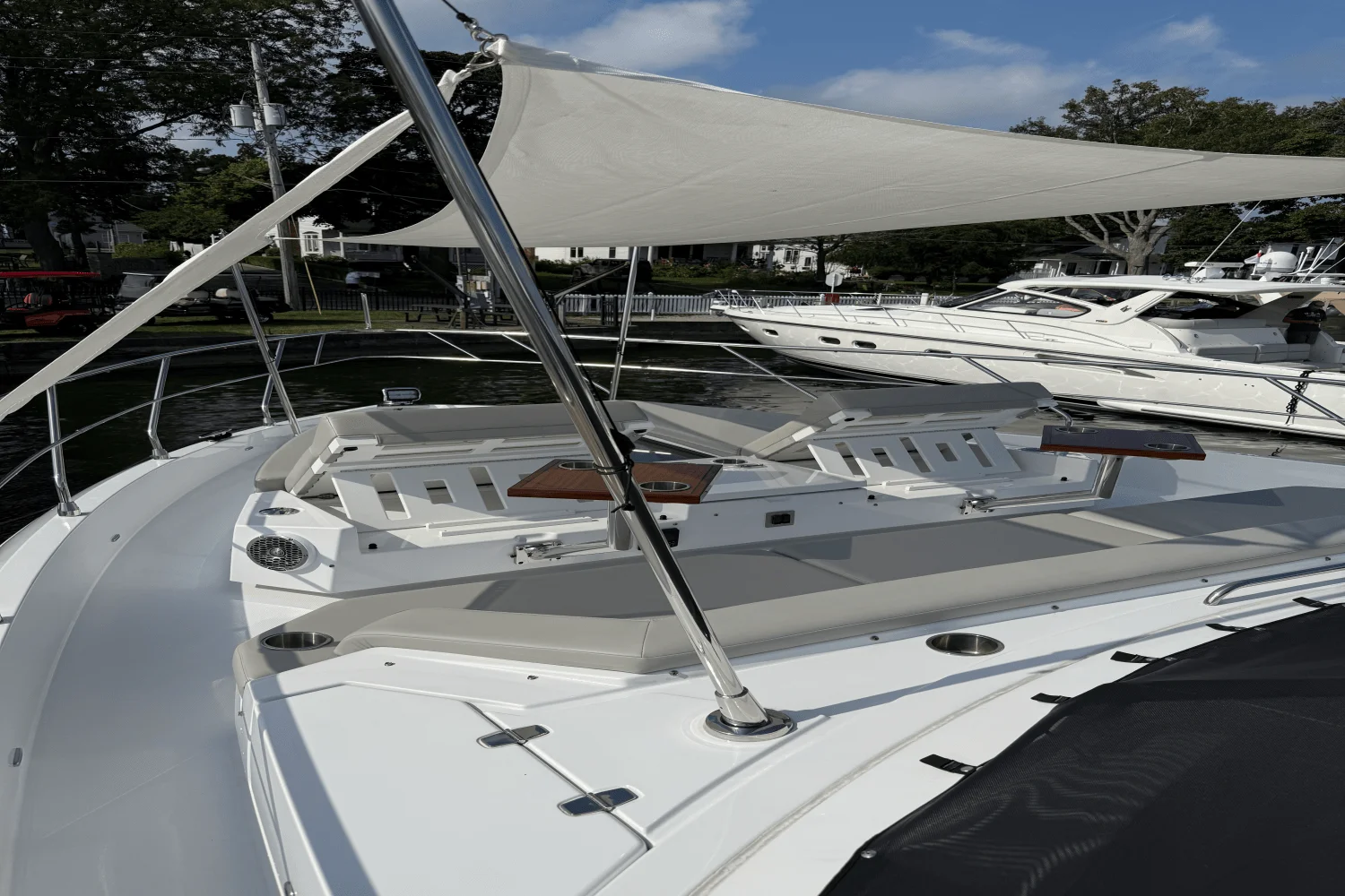 2024 Cruisers Yachts 60 CANTIUS Image Thumbnail #62