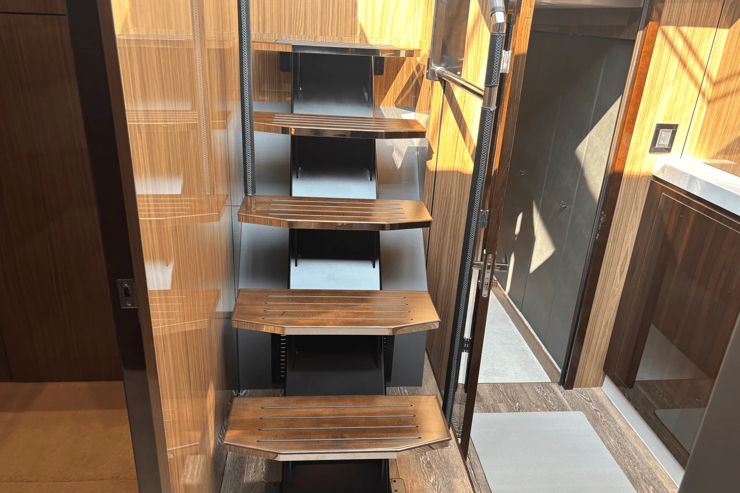 2024 Cruisers Yachts 60 CANTIUS Image Thumbnail #32