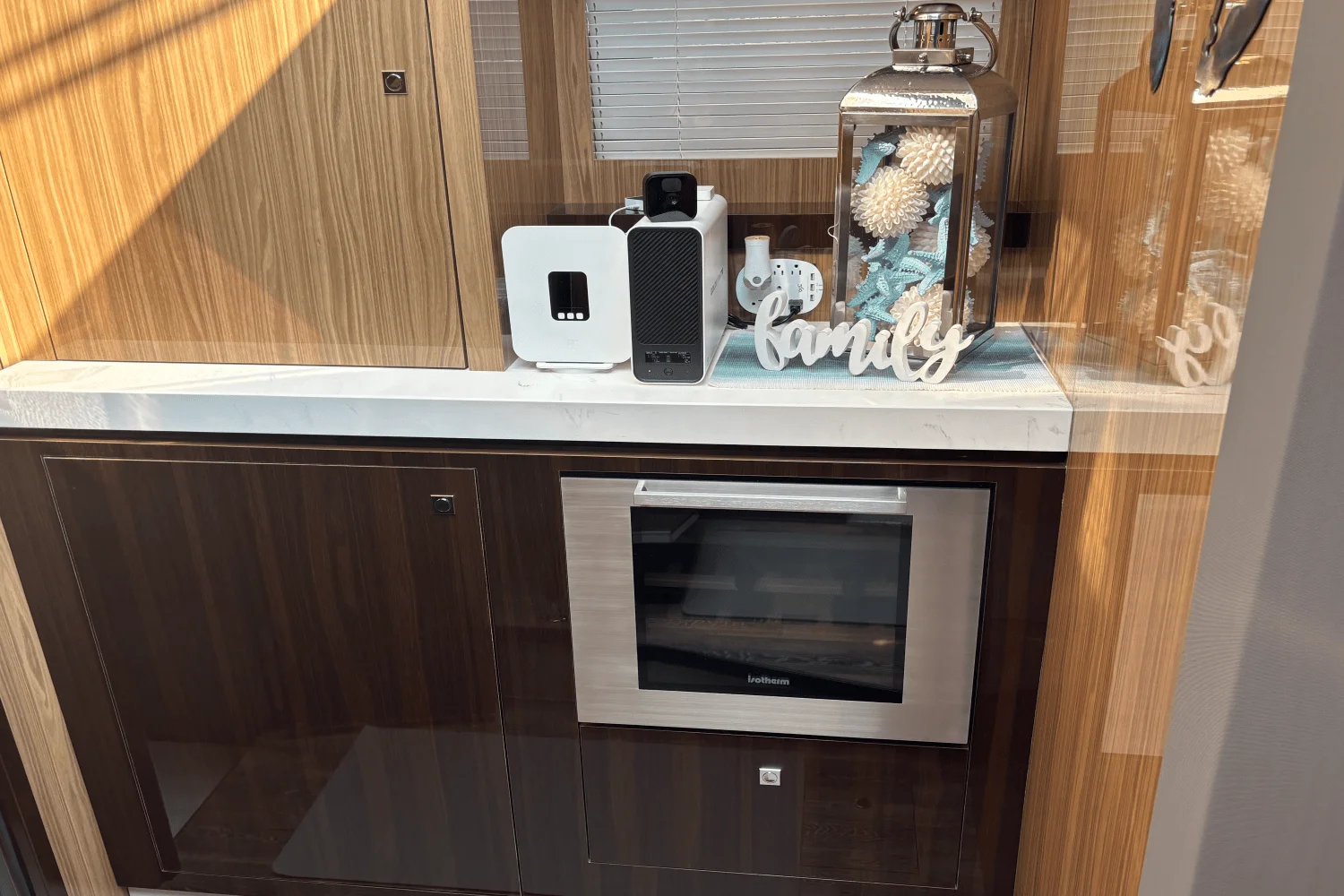 2024 Cruisers Yachts 60 CANTIUS Image Thumbnail #45