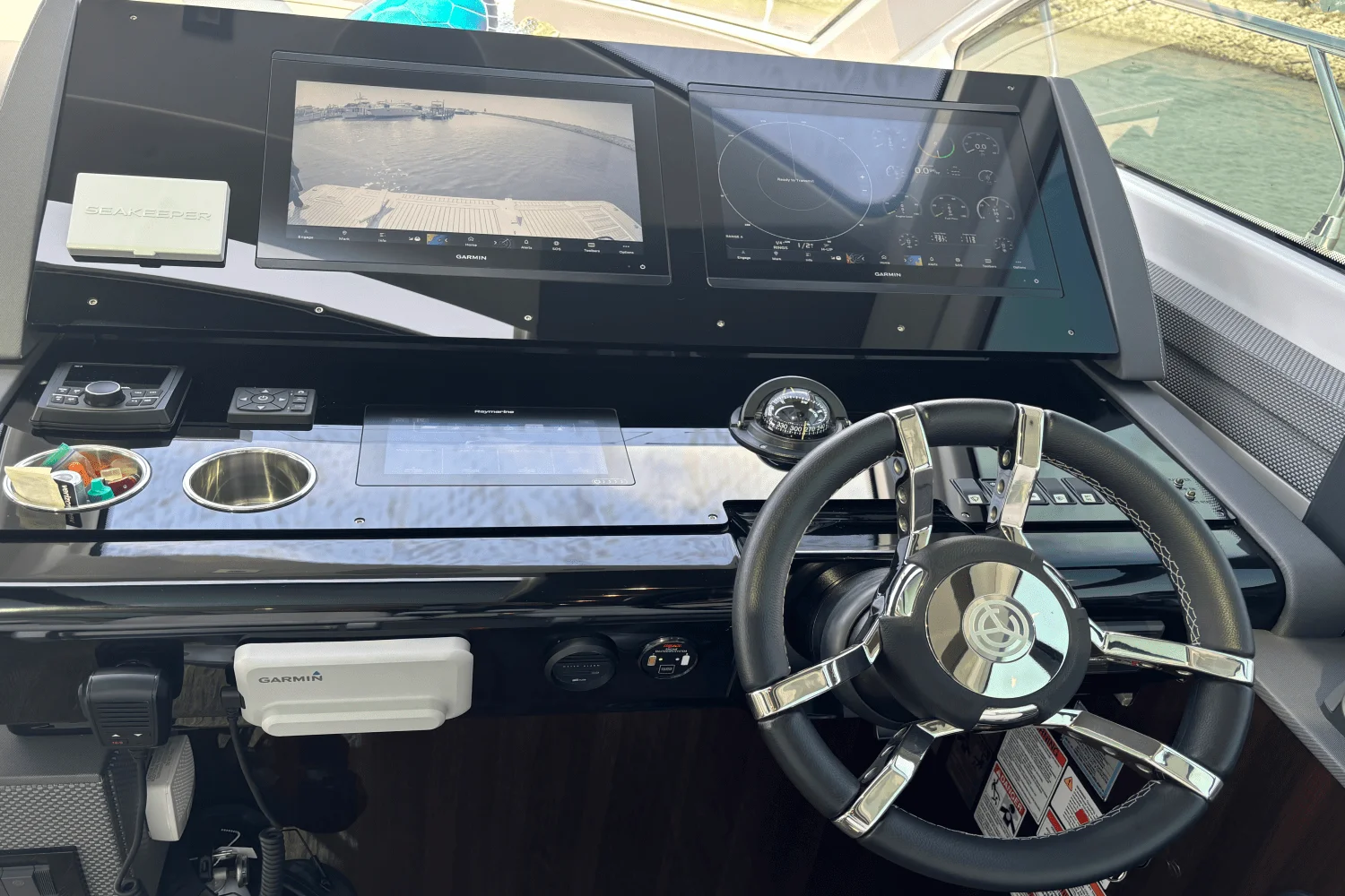 2024 Cruisers Yachts 60 CANTIUS Image Thumbnail #23