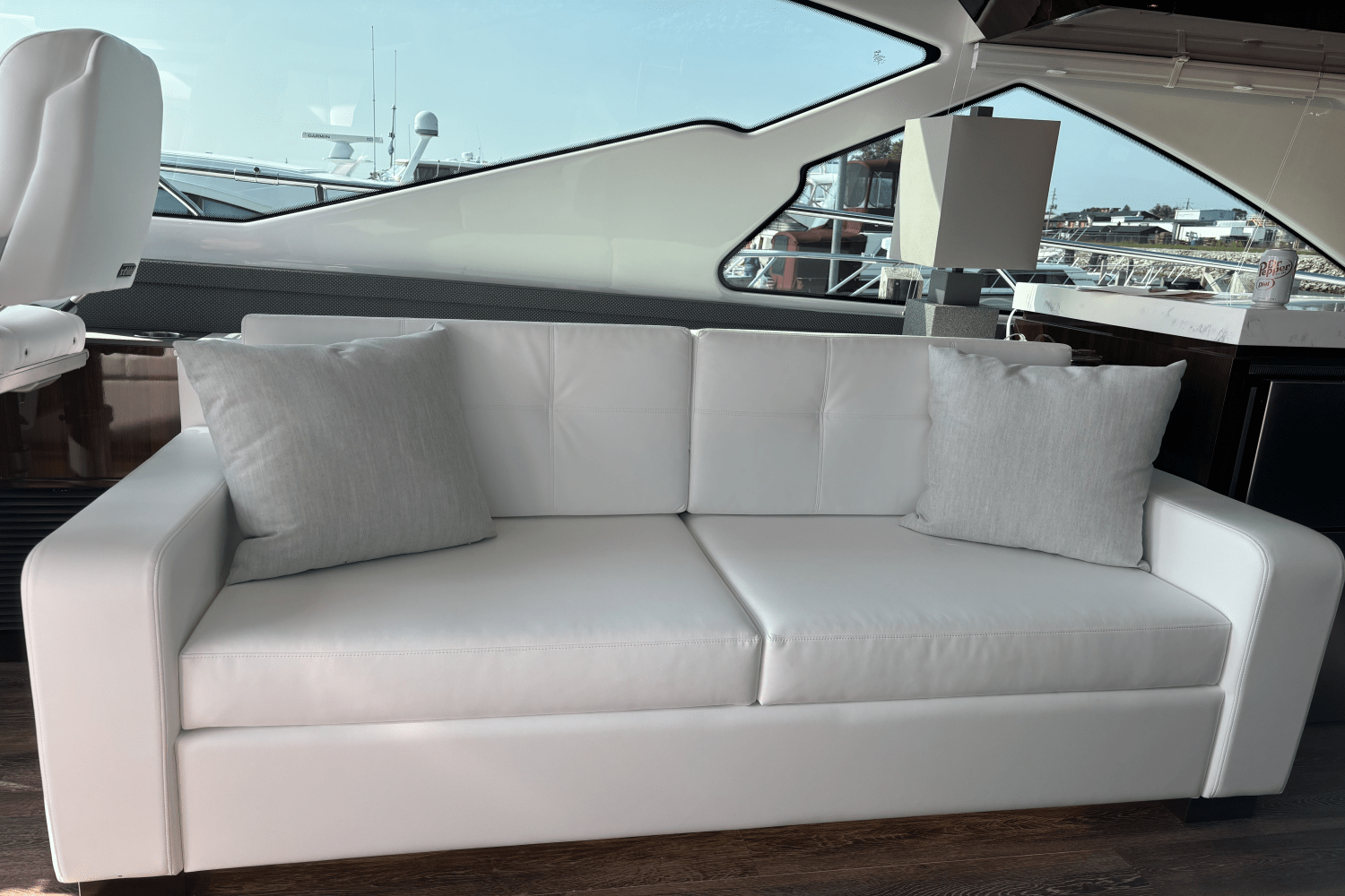 2024 Cruisers Yachts 60 CANTIUS Image Thumbnail #18
