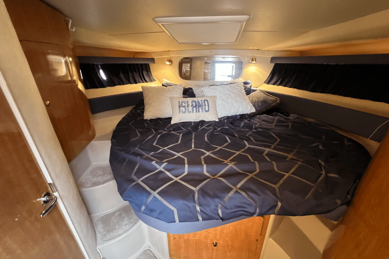 2002 Regal COMMODORE 3860 Image Thumbnail #16