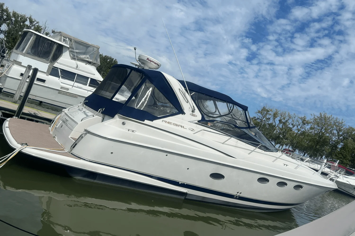 2002 Regal COMMODORE 3860 Image Thumbnail #1