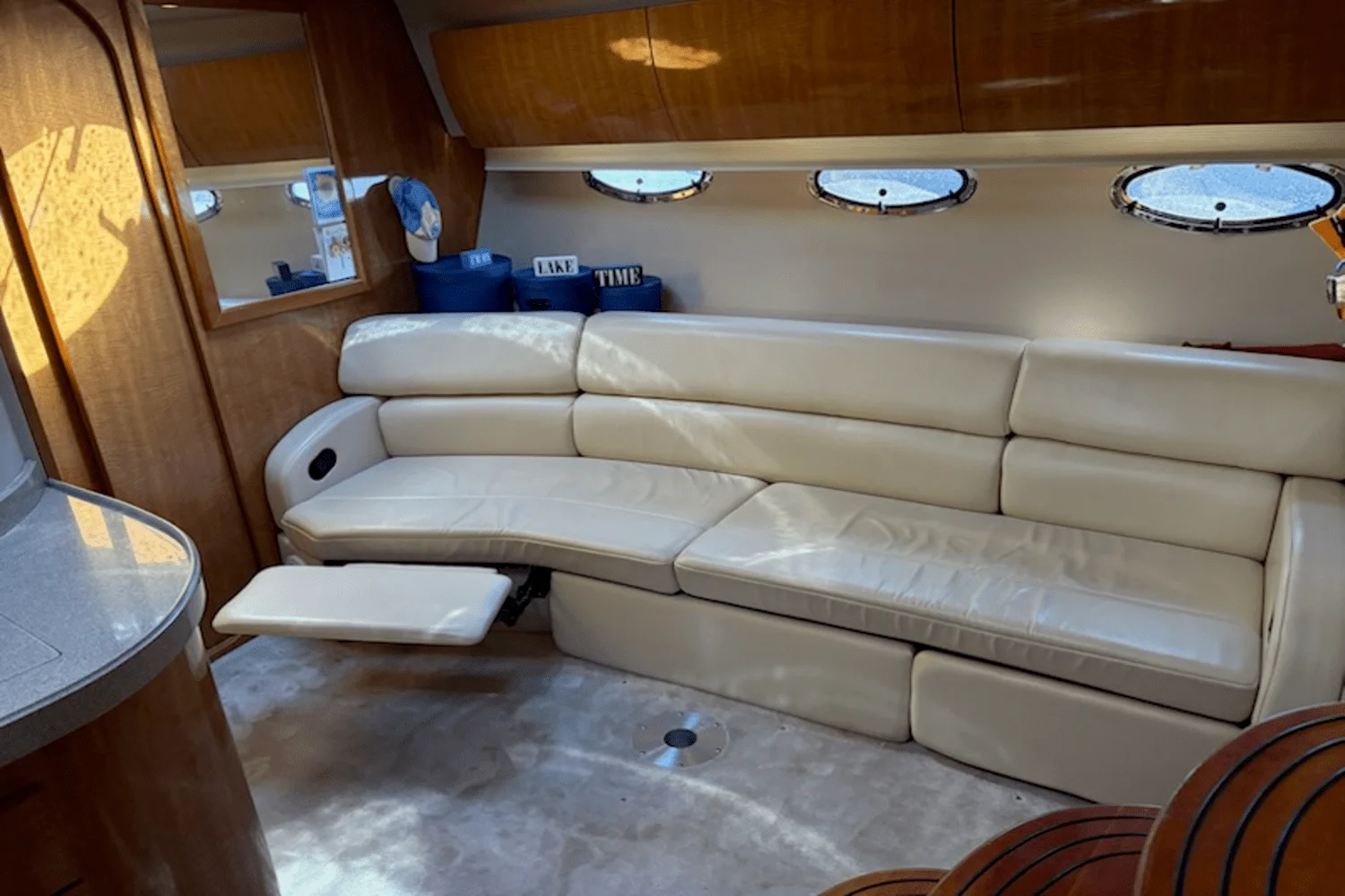 2002 Regal COMMODORE 3860 Image Thumbnail #50