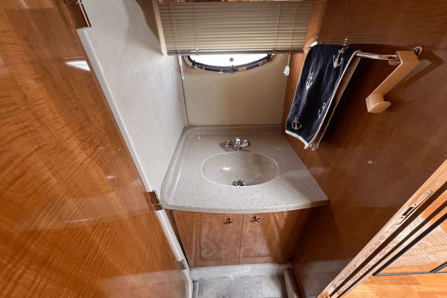 2002 Regal COMMODORE 3860 Image Thumbnail #33