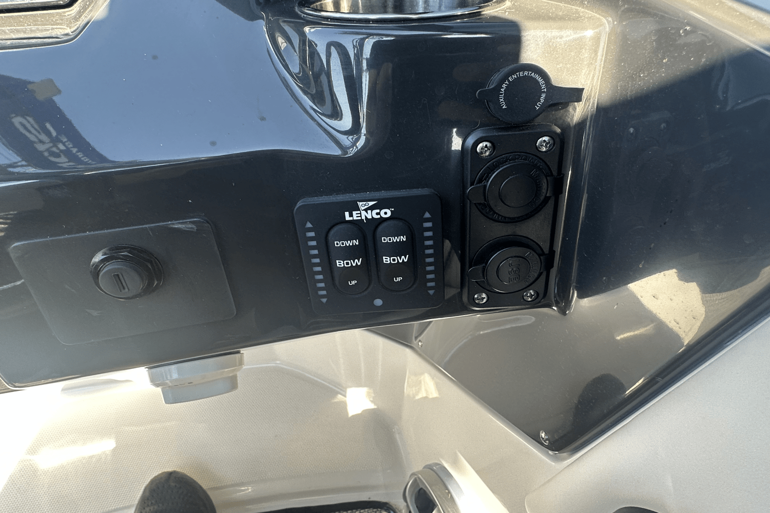 2019 Monterey M45 Image Thumbnail #44