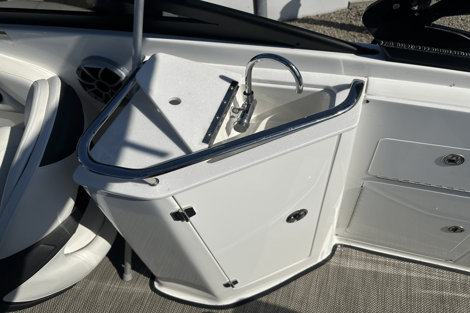 2019 Monterey M45 Image Thumbnail #38