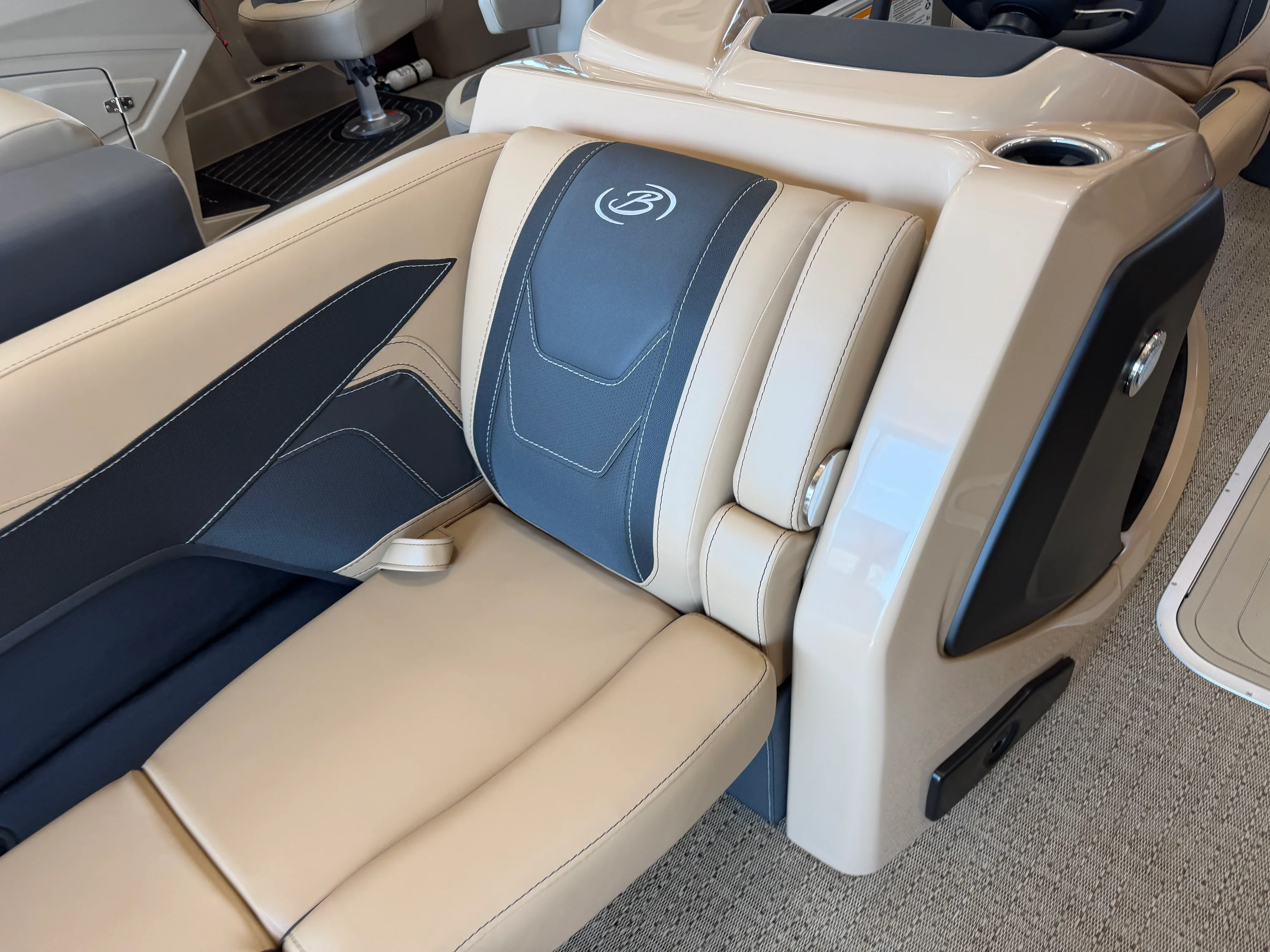 2026 Barletta Cabrio 24 UC Image Thumbnail #4