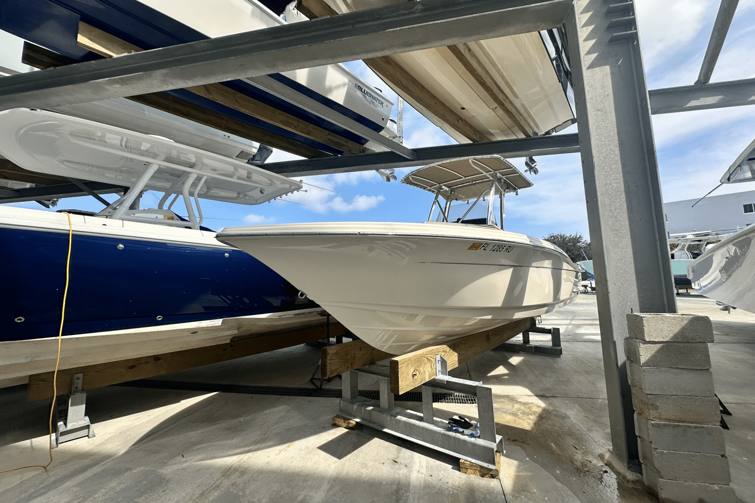 2019 Scout 215 XSF Image Thumbnail #2