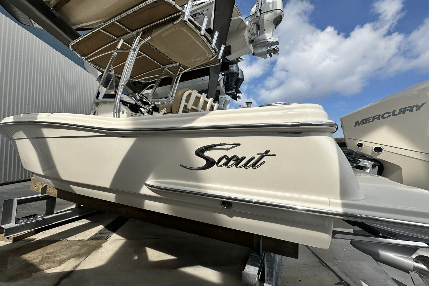 2019 Scout 215 XSF Image Thumbnail #1