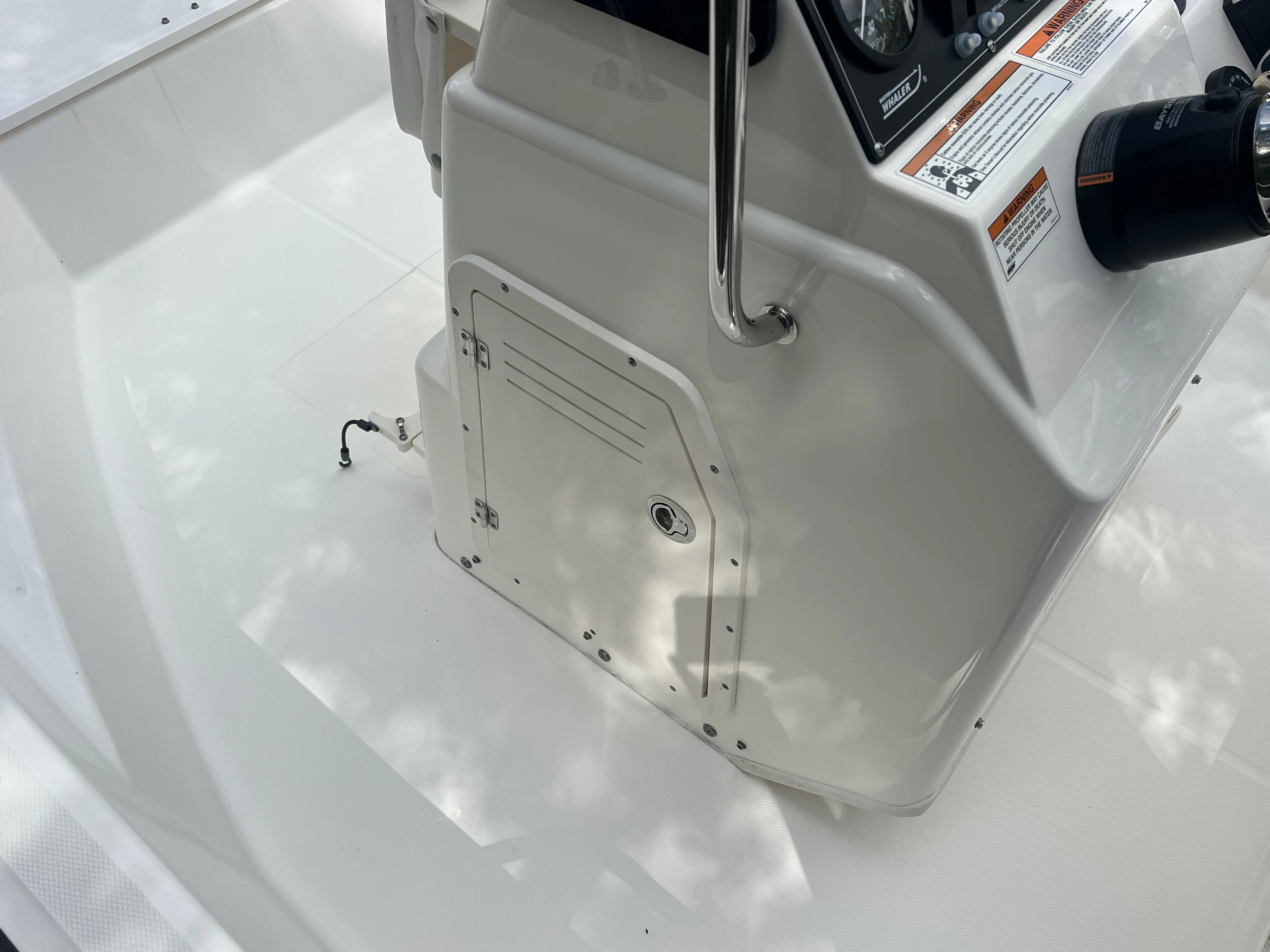 2016 Boston Whaler 170 MONTAUK Image Thumbnail #14