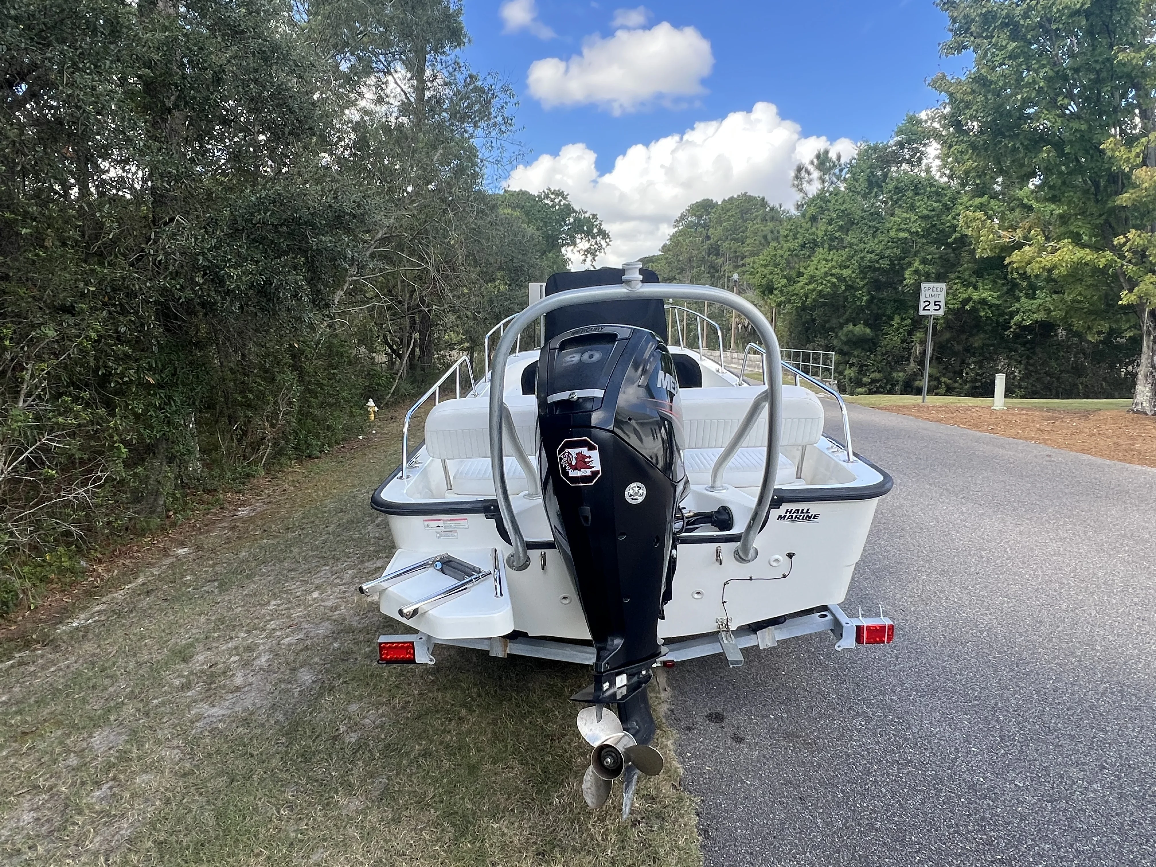 2016 Boston Whaler 170 MONTAUK Image Thumbnail #1