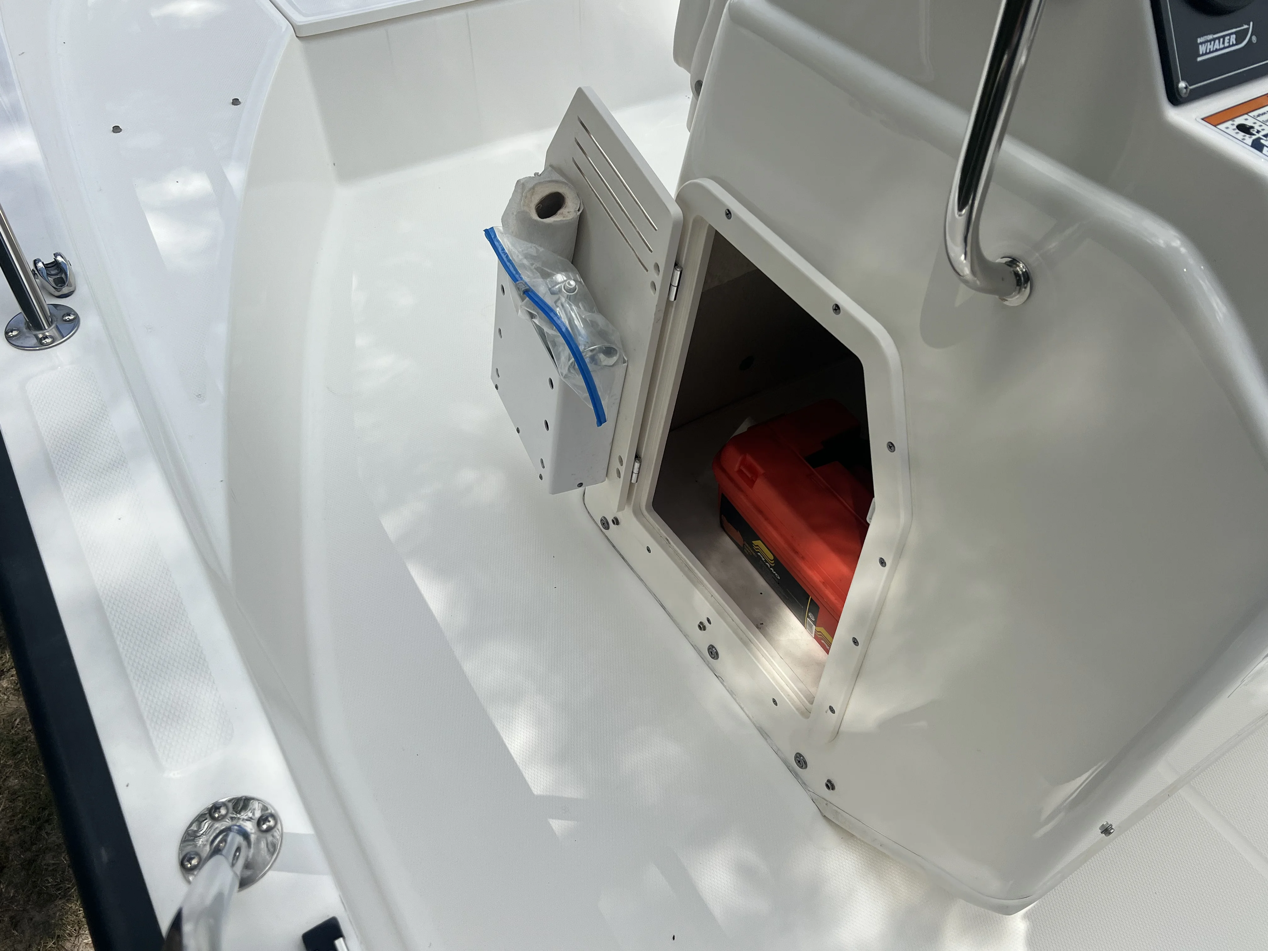 2016 Boston Whaler 170 MONTAUK Image Thumbnail #15